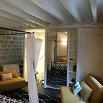 Duplex Extraordinaire Au Coeur De L Ile De Saint Louis